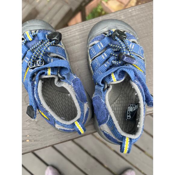 Keen Little Kid Blue Sandals Unisex Size 8 - Picture 3 of 5